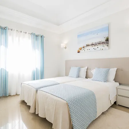 Prázdninový areál Lakeside Country Club - Turisticos Quinta do Lago