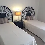 Lakeside Country Club - Turisticos פארק נופש 4*
