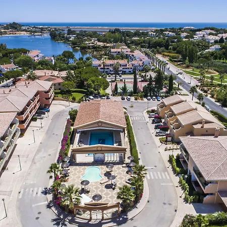 Lakeside Country Club - Turisticos