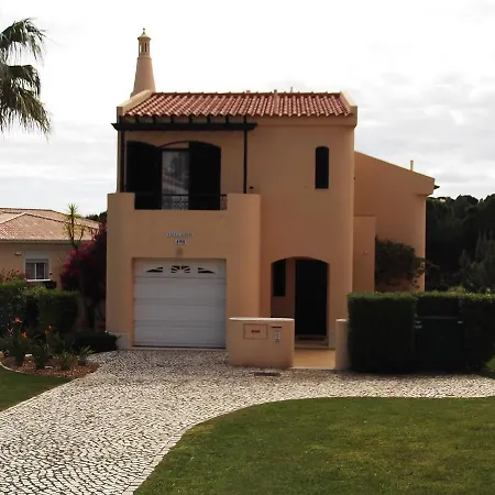 Lakeside Country Club - Turisticos Quinta do Lago