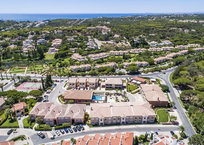 Lakeside Country Club - Turísticos Aldeamento Turístico Quinta do Lago