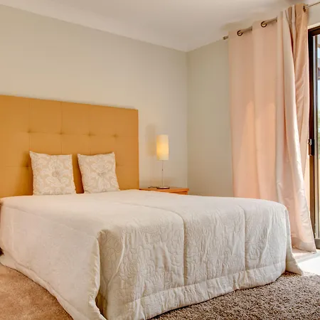 Lakeside Country Club - Turisticos 4*