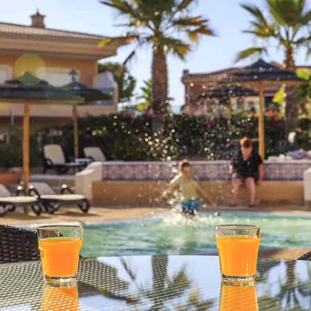 Prázdninový areál Lakeside Country Club - Turisticos Quinta do Lago